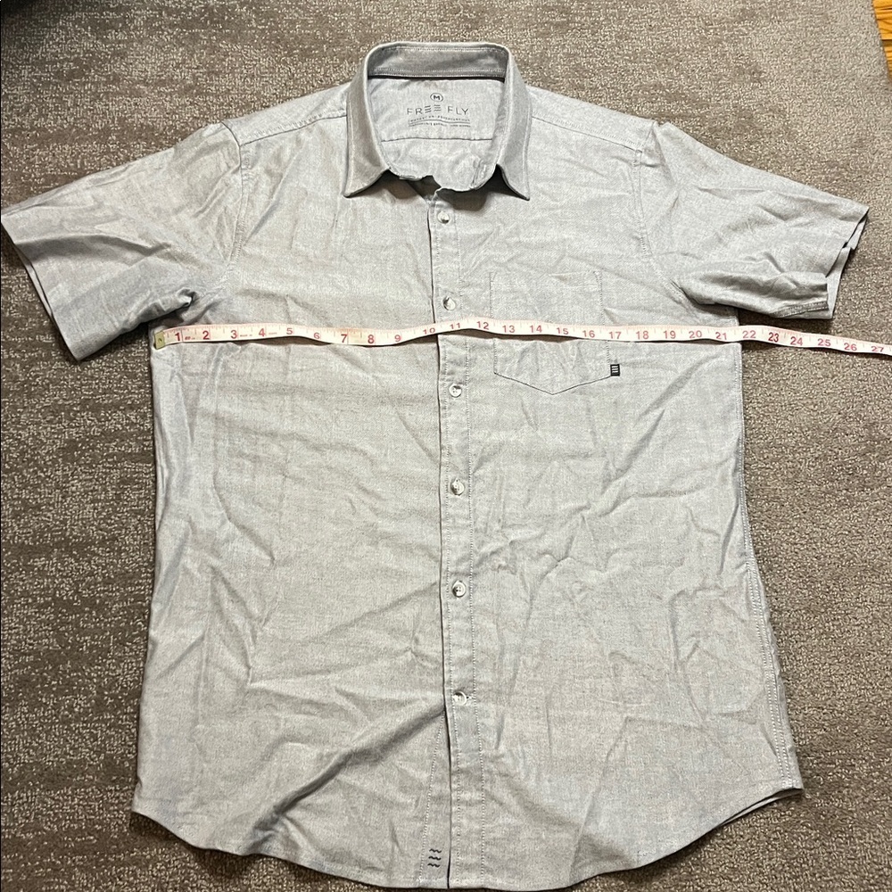 Free Fly Men’s Grey Short Sleeve Button Down Shirt Size M - Picture 2 of 8